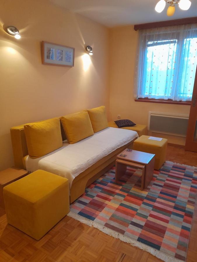 Pine Tree Apartment Sarajevo Ngoại thất bức ảnh
