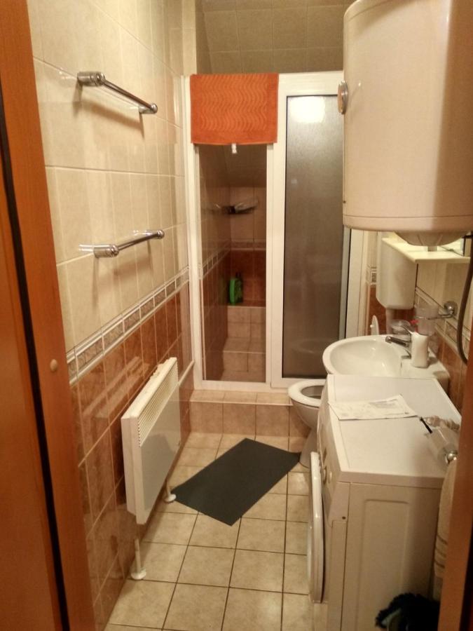 Pine Tree Apartment Sarajevo Ngoại thất bức ảnh